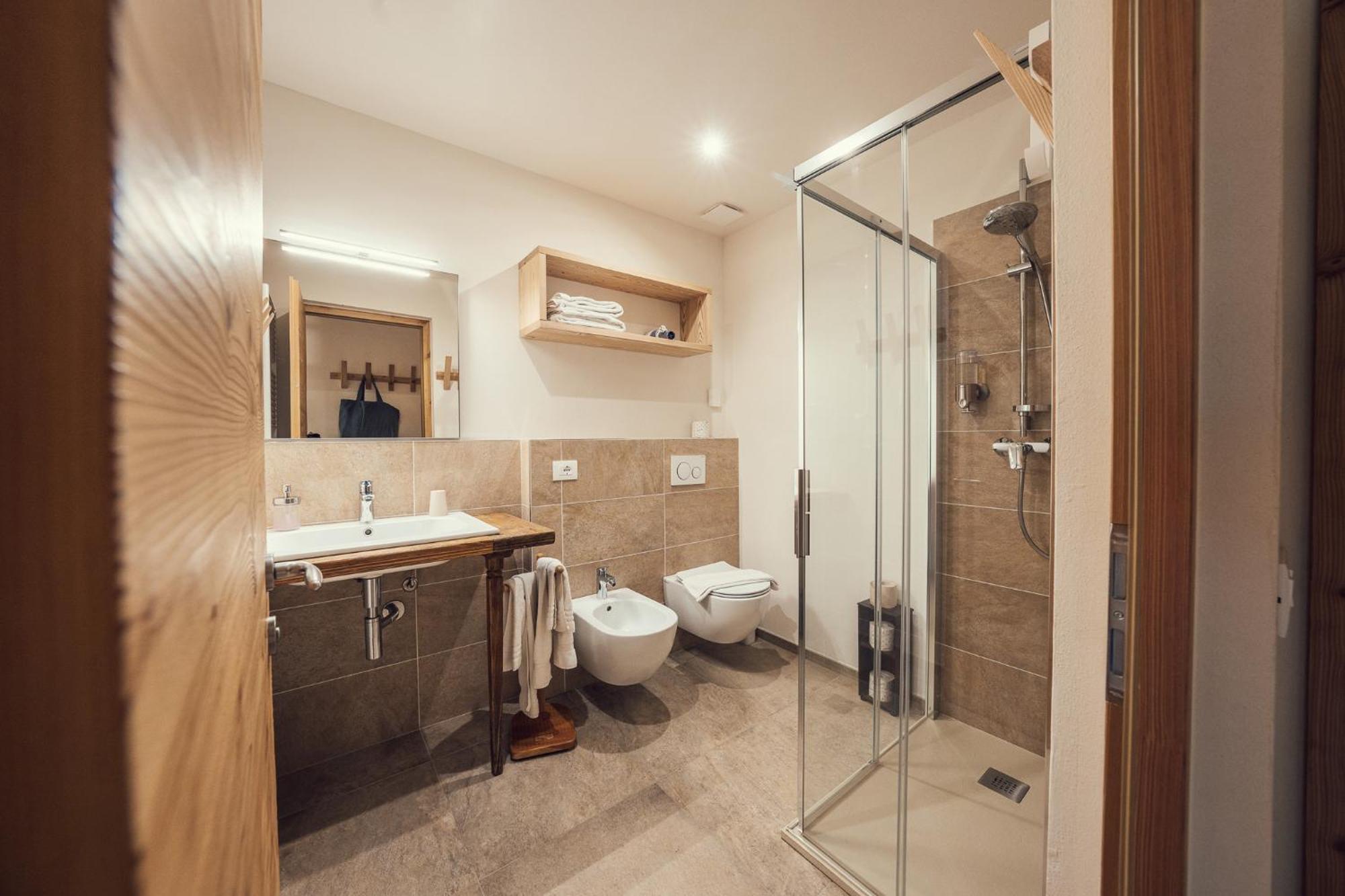Albergo Locanda Mistral Acceglio Eksteriør billede