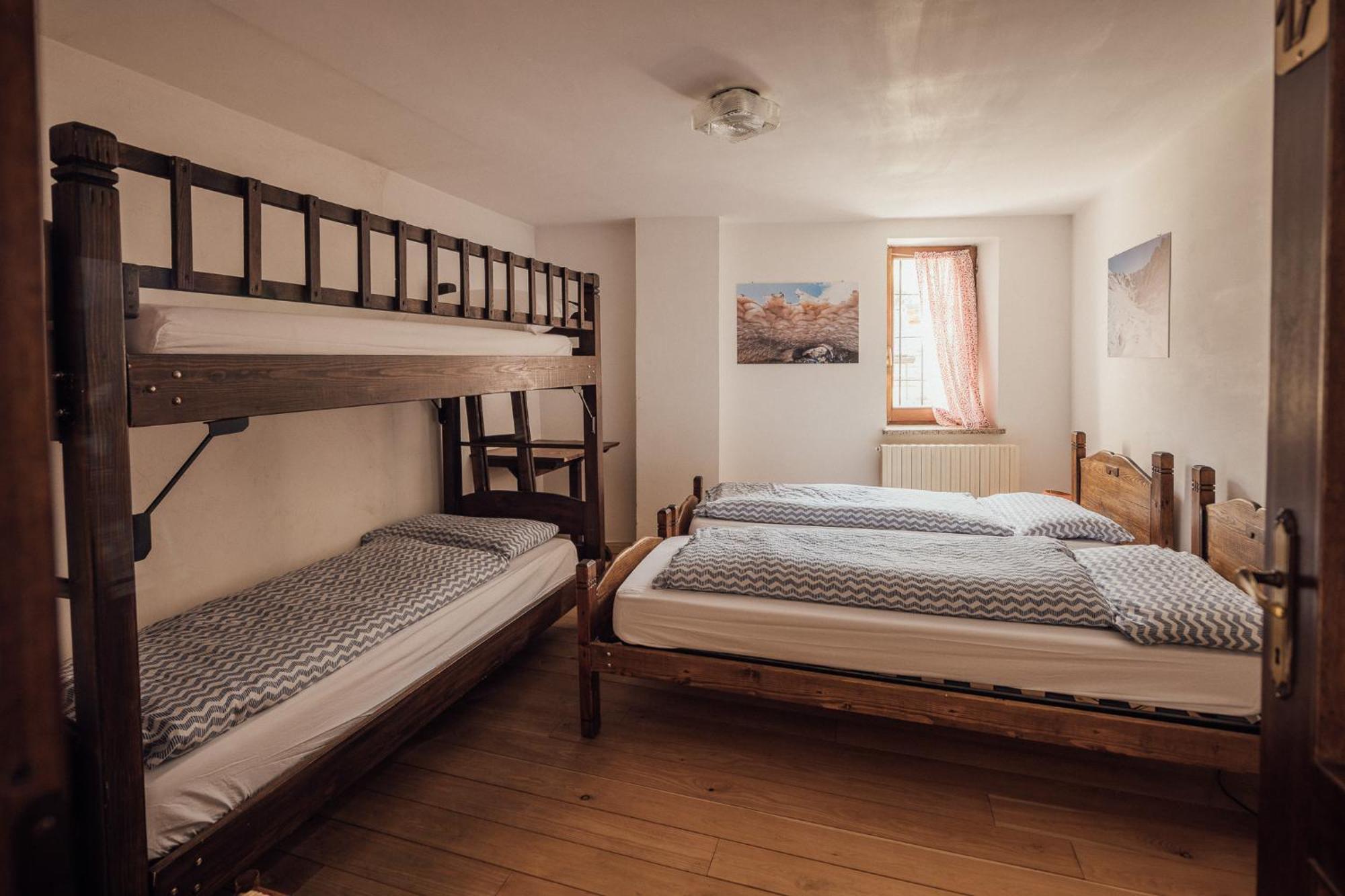 Albergo Locanda Mistral Acceglio Eksteriør billede