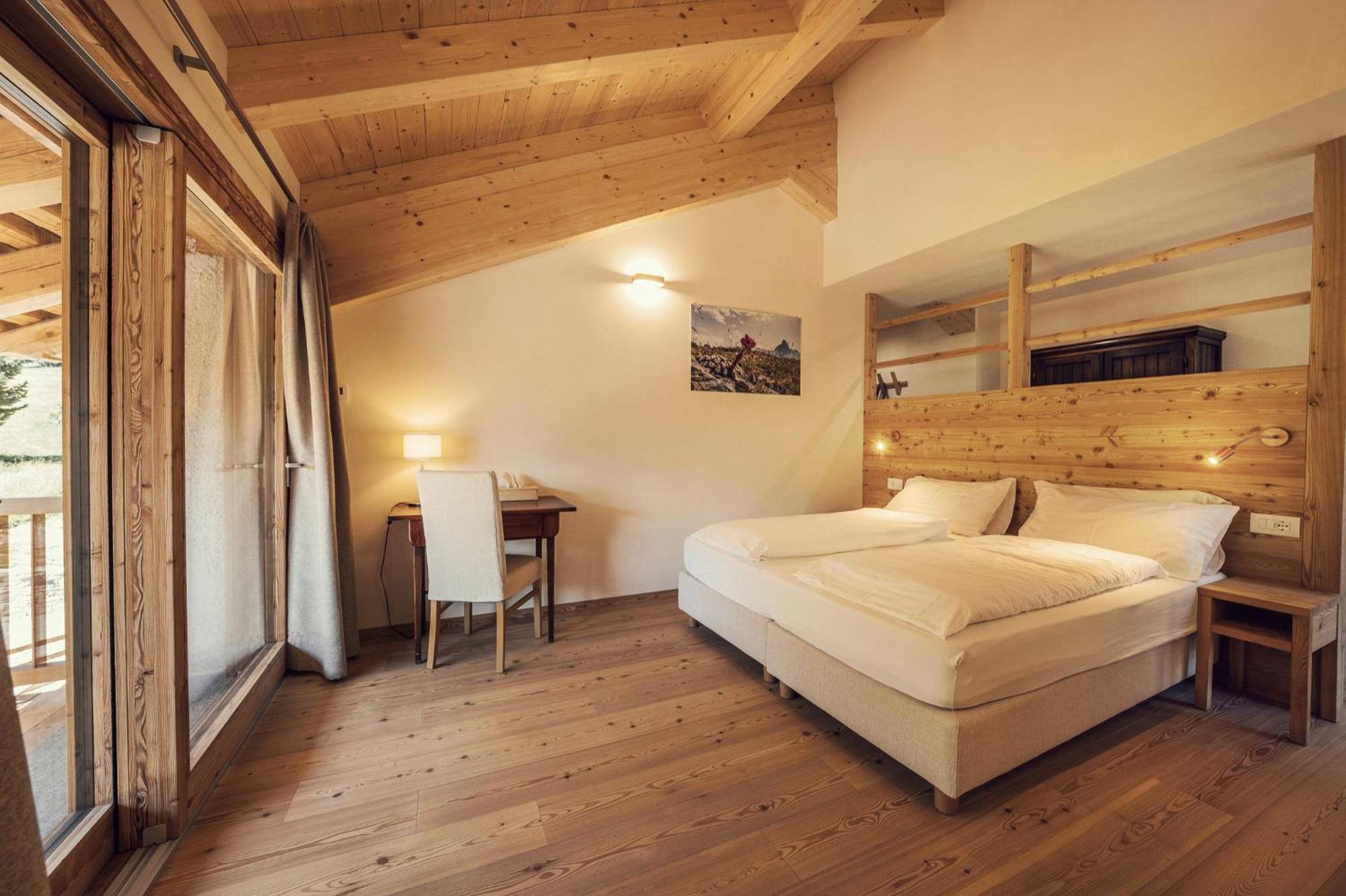 Albergo Locanda Mistral Acceglio Eksteriør billede